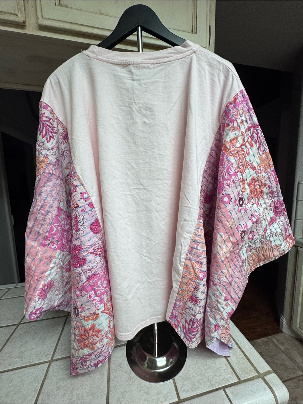 💖 Blue Velvet Elvis Pink Cadillac Poncho Top 💖 - Picture 5 of 9